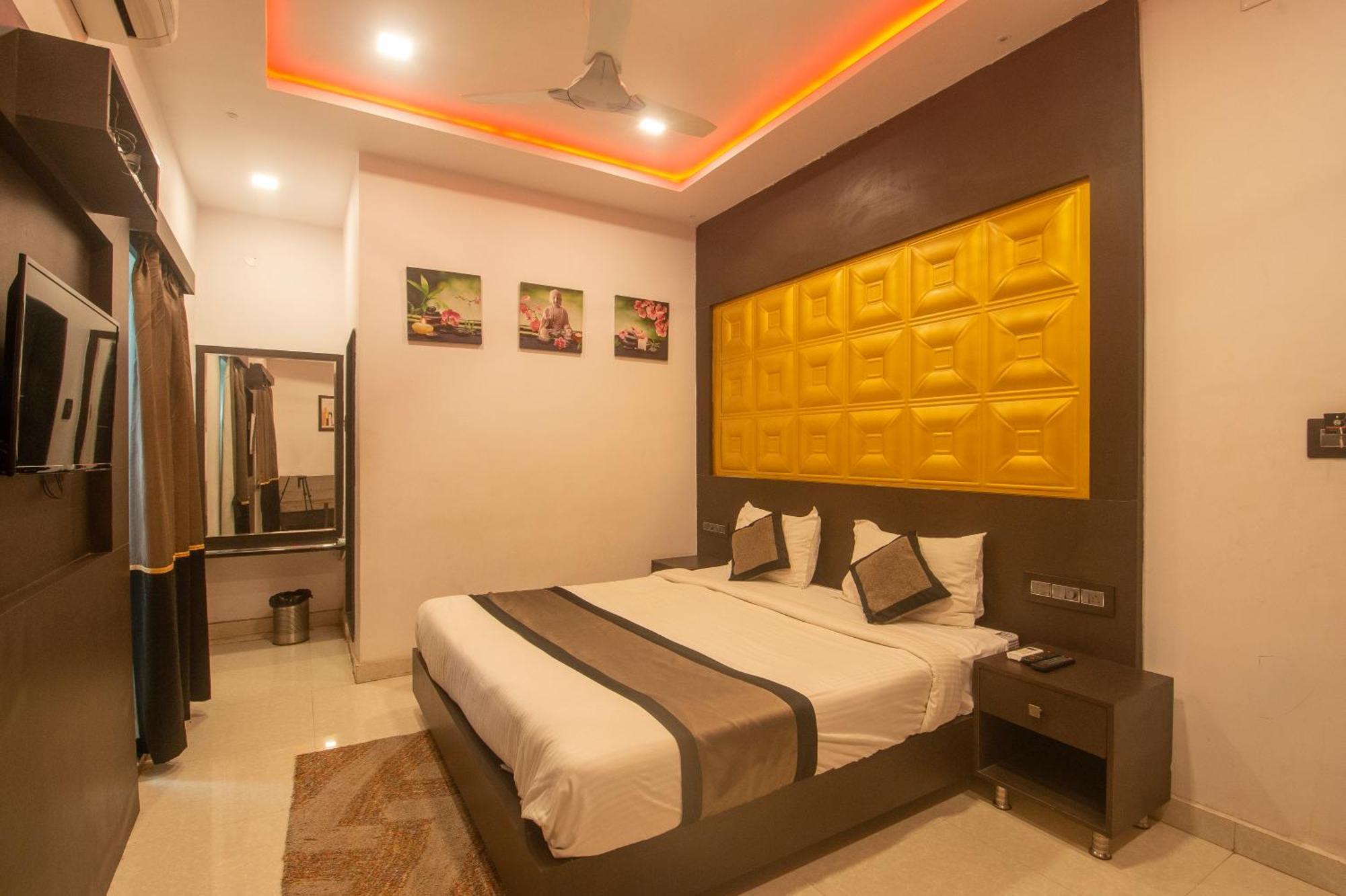 Parampara Residency Kushālnagar Kültér fotó