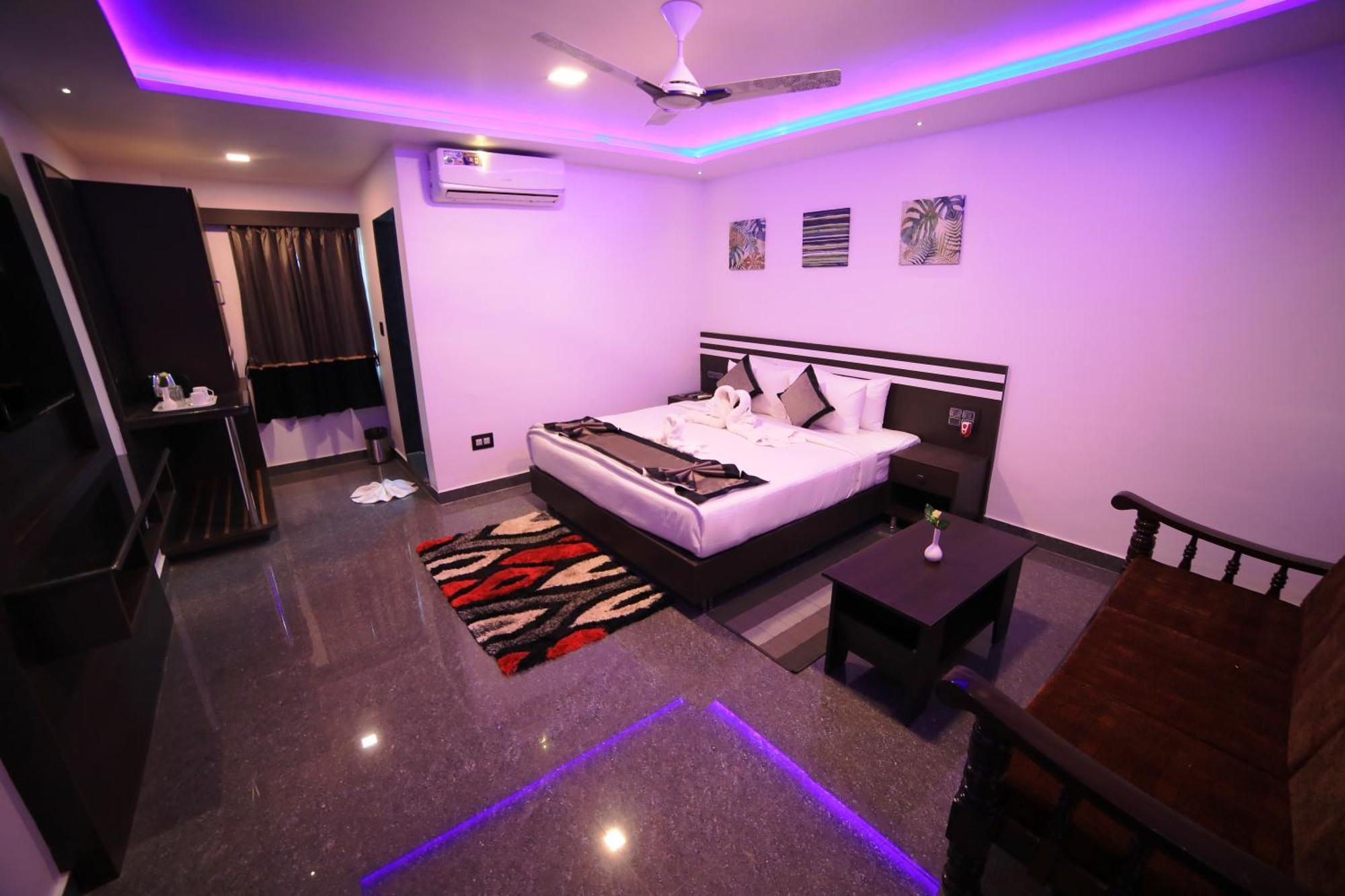 Parampara Residency Kushālnagar Kültér fotó